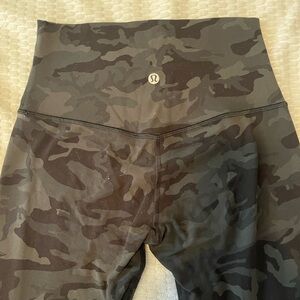 Lululemon align size 4, green camo
